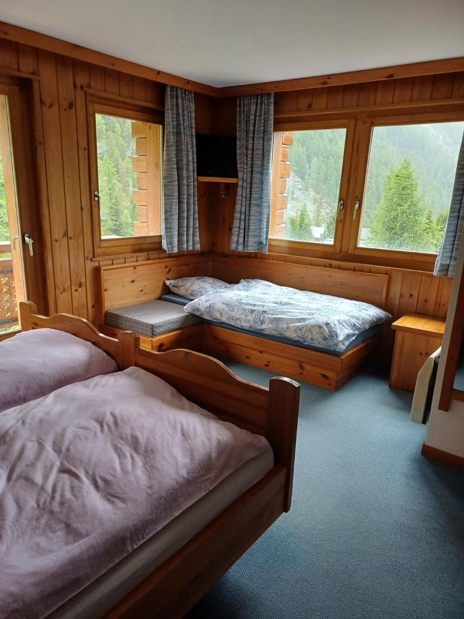 Hotel Garni Les Bouquetins 지날 외부 사진