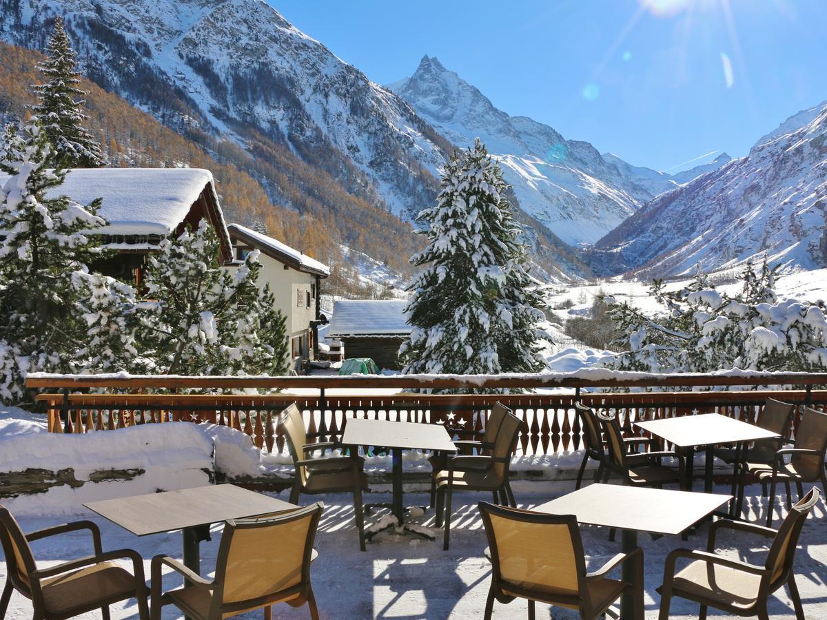 Hotel Garni Les Bouquetins 지날 외부 사진